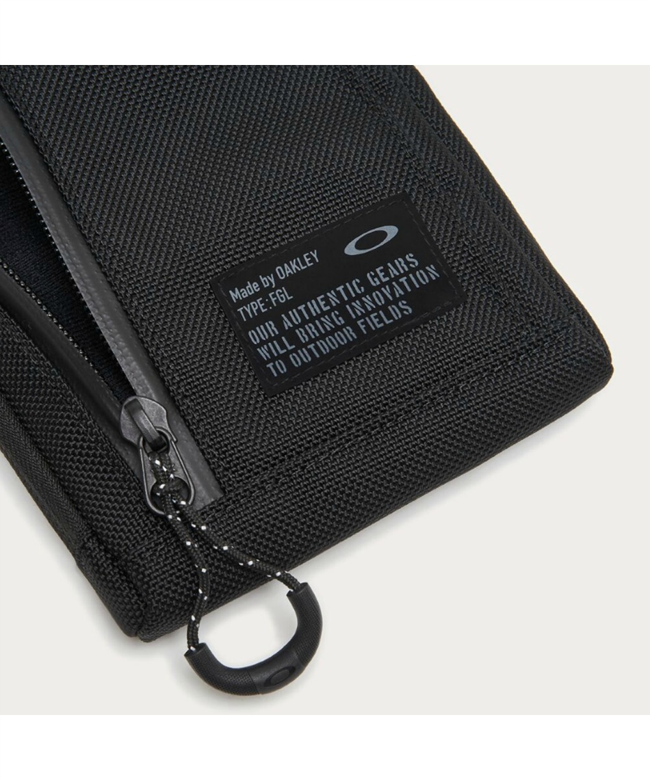 オークリー(OAKLEY) ポーチ FGL POUCH 7.0 FW FOS901560 02E 【国内