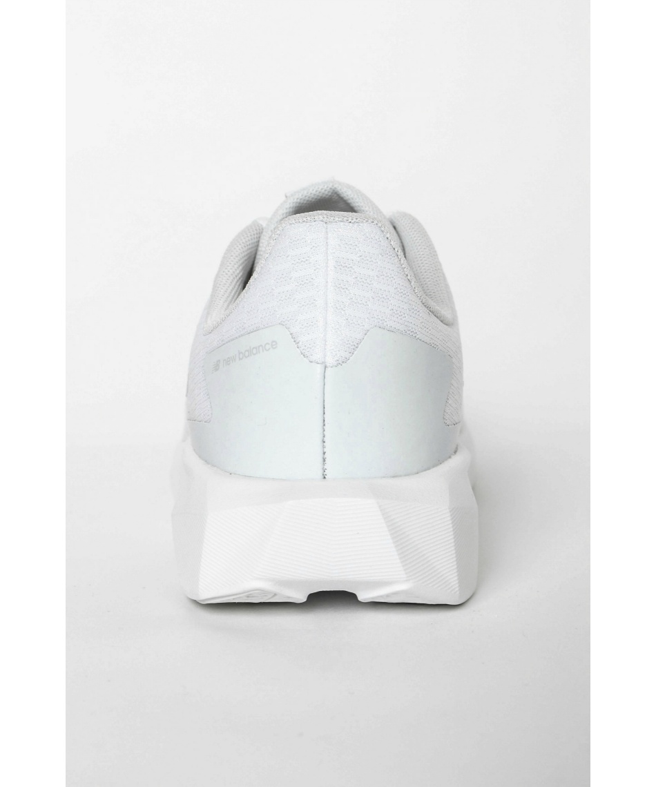 ランニングシューズ 25SS 413 v3 M413LW3 2E | スポーツ用品なら