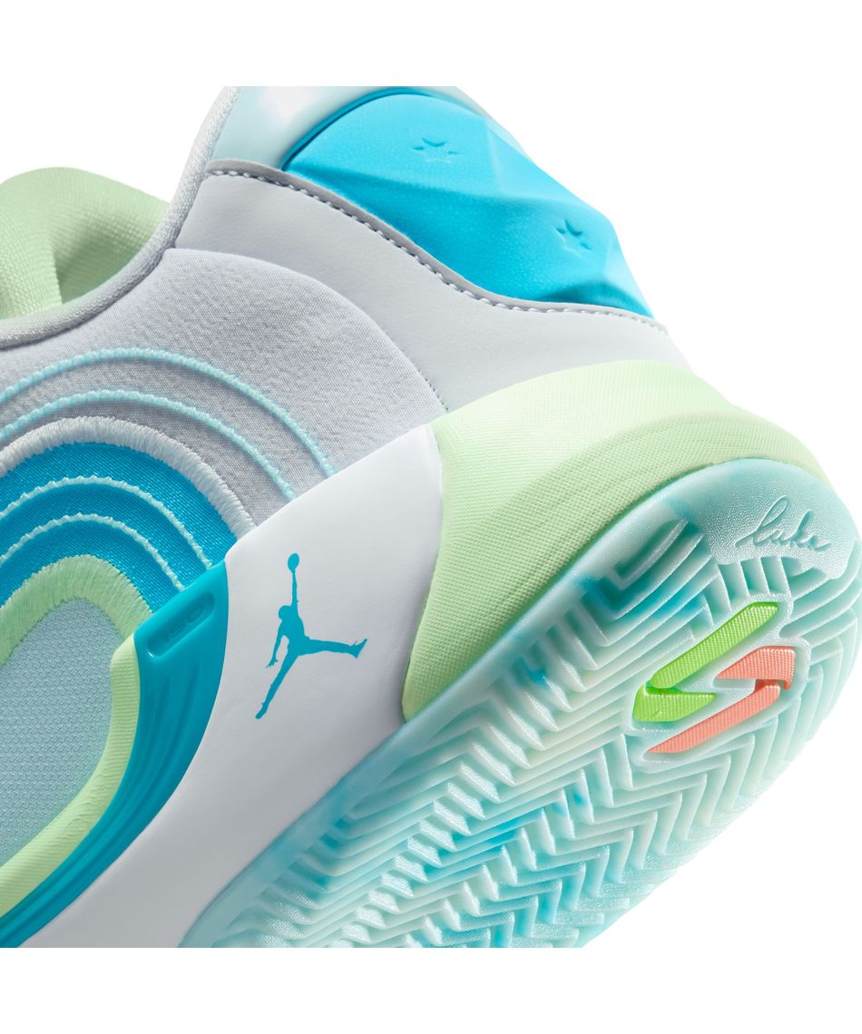 【シェリー】Jordan ルカ1 バスケットボールシューズ 水色 パオロ・バンケロのジョーダン ルカ1 “ロータリー” PE登場
