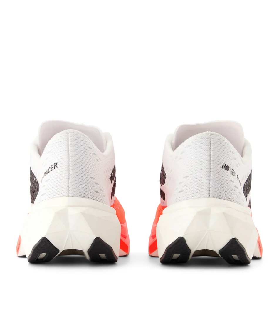 ランニングシューズ フューエルセル スーパーコンプ ペーサー WFCRRCU2