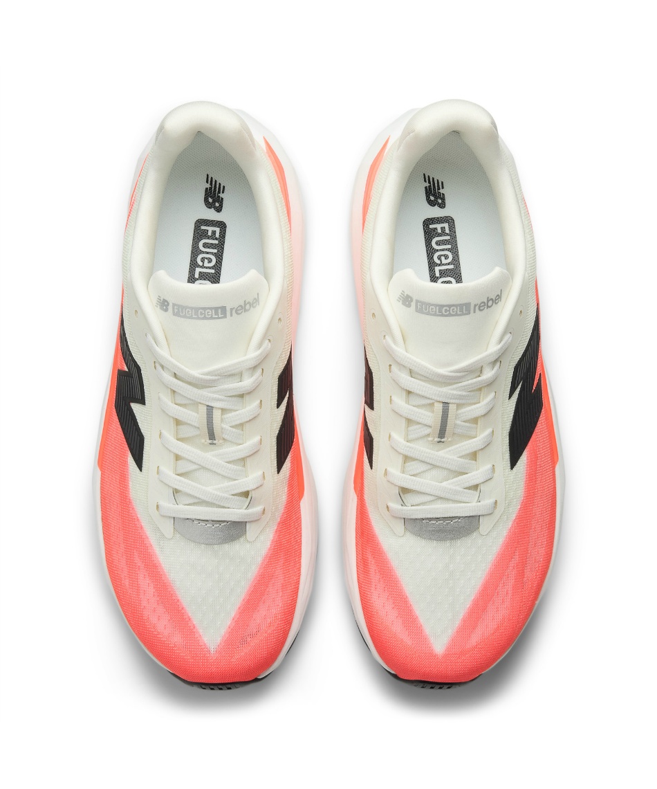 ランニングシューズ フューエルセル レベル v5 FuelCell Rebel v5