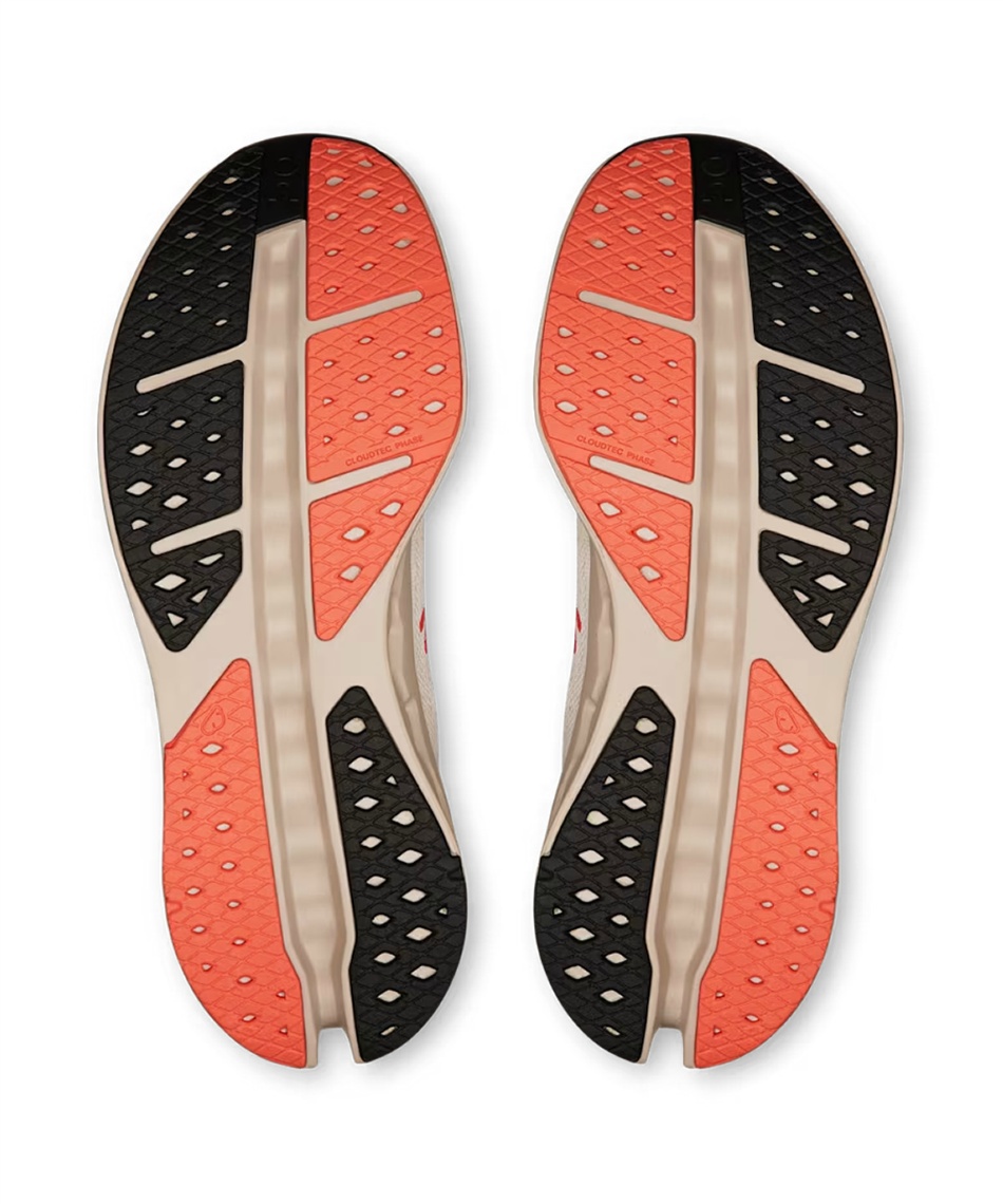 ランニングシューズ クラウドサーファー マックス 3MF30433297