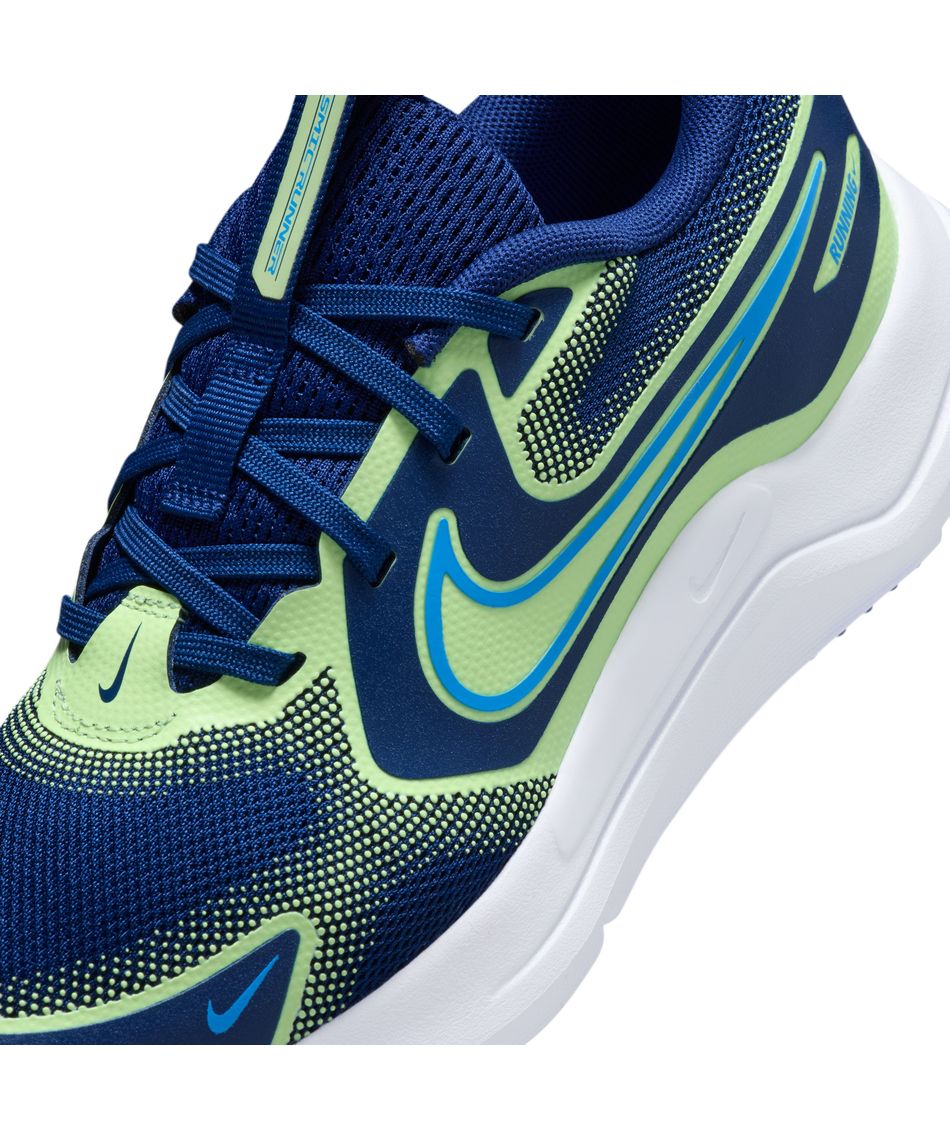 ナイキ(NIKE) ジュニアスニーカー 25FA コスミックランナー GS HM4402