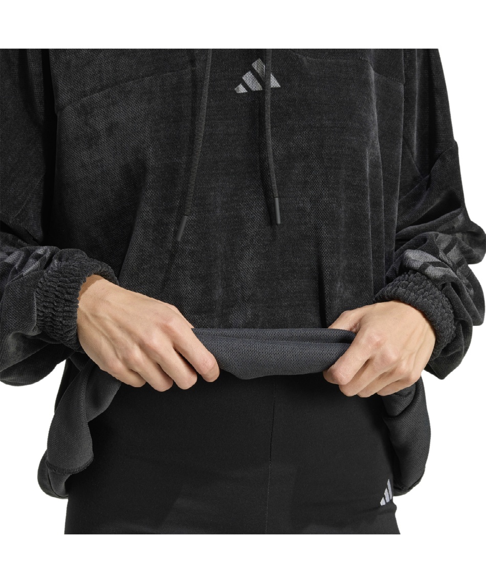 アディダス(adidas) スウェットトレーナー ティロ ベロア ハイネック 