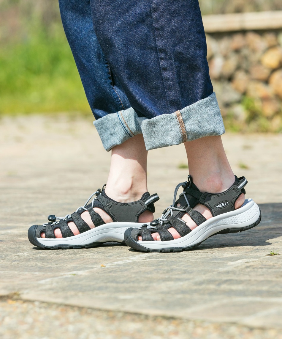 キーン Keen サンダル アストリア ウエスト サンダル Bk Gy スポーツ用品ならヒマラヤオンラインストア 公式 キーン Keen サンダル アストリア ウエスト サンダル Bk Gy スポーツ用品ならヒマラヤオンラインストア 公式
