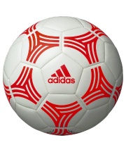 サッカーアディダスハーフコート新品タンゴ アディダス(adidas) サッカーボール 4号 タンゴクラブ 機械縫い