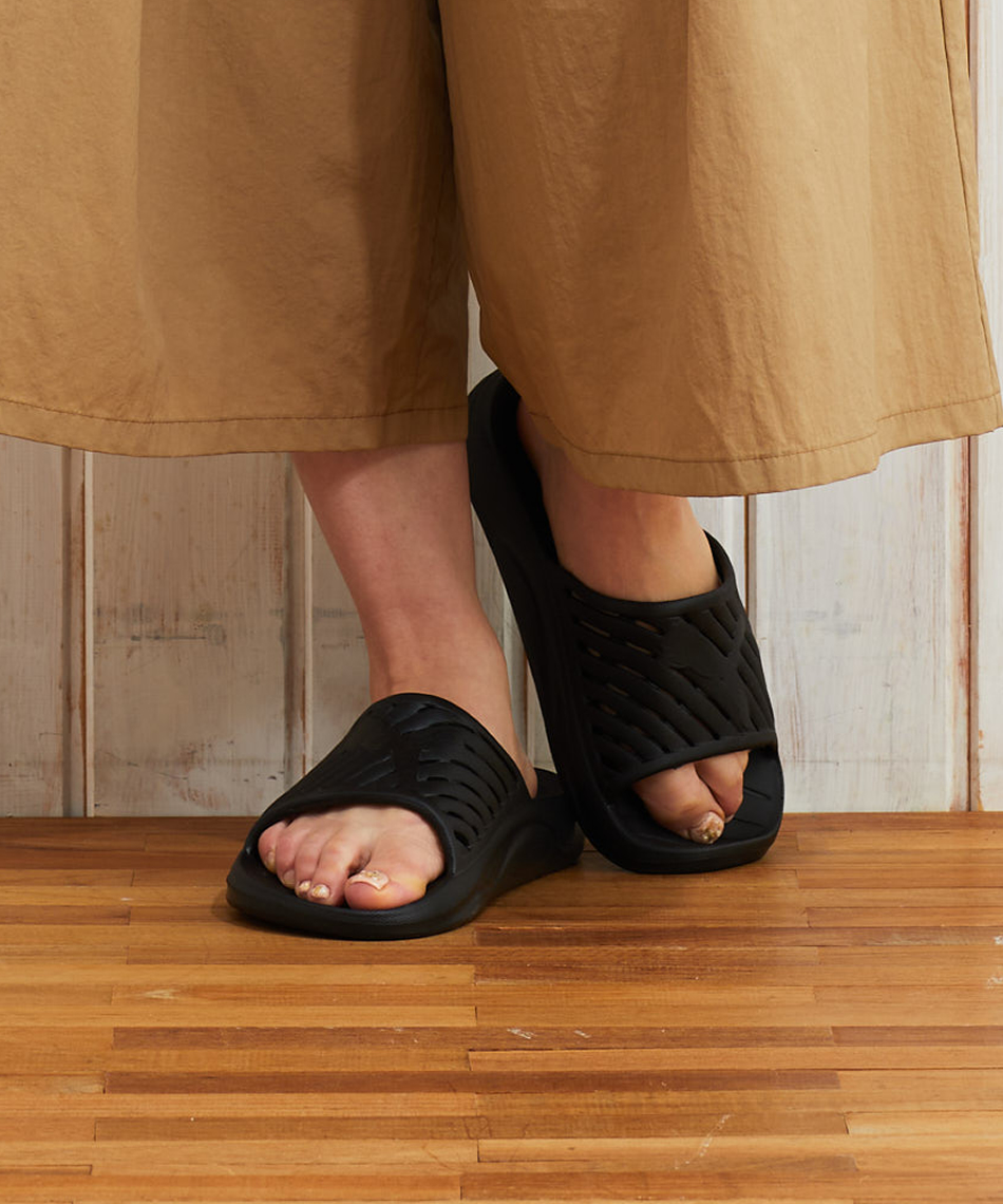 プーマ(PUMA) シャワーサンダル ジェットキャット サンダル 382328-01