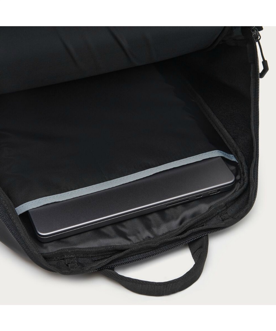 オークリー(OAKLEY) バックパック 21L ENHANCE BACKPACK M 7.0