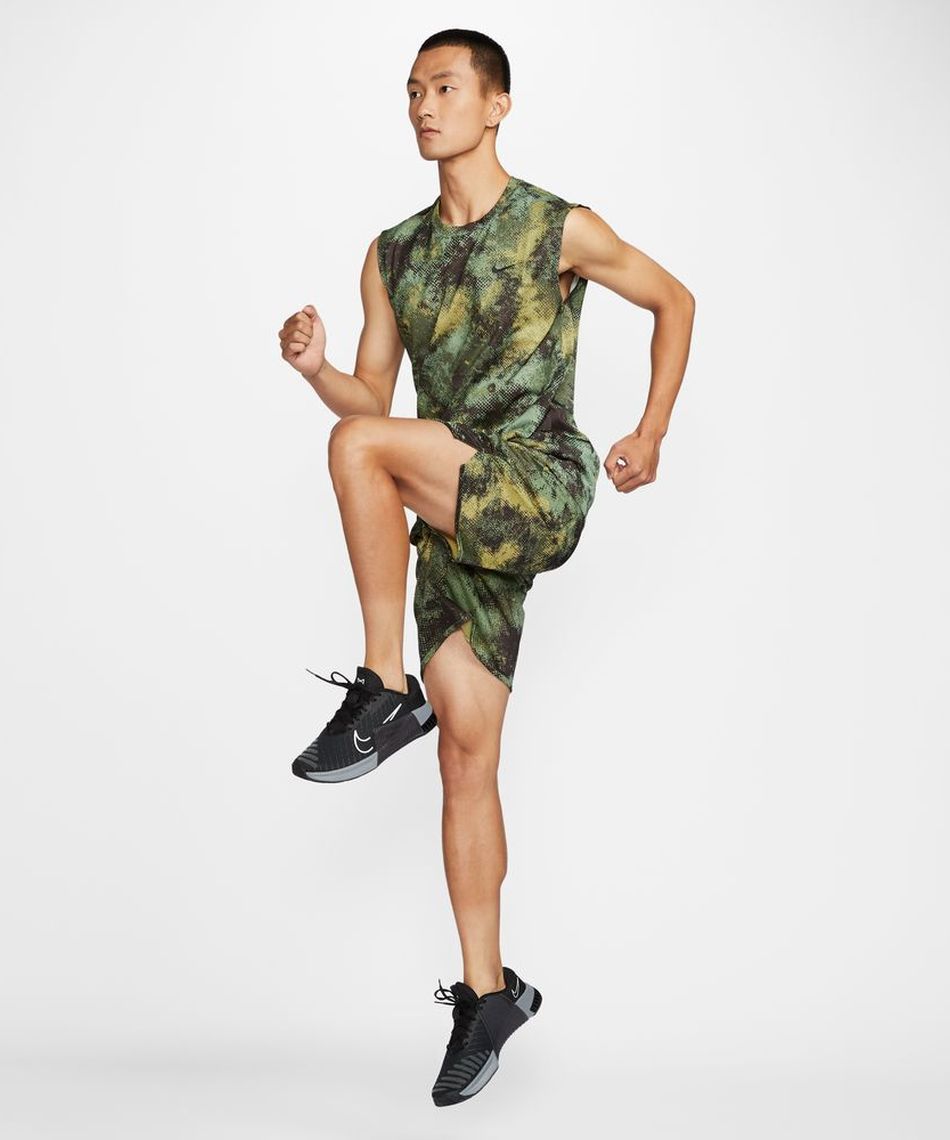 Nike ブラジル代表 Dri-Fit シャツ Lサイズ　トレーニングウェア Nike ブラジル代表 Dri-FIT シャツ Lサイズ ウェア