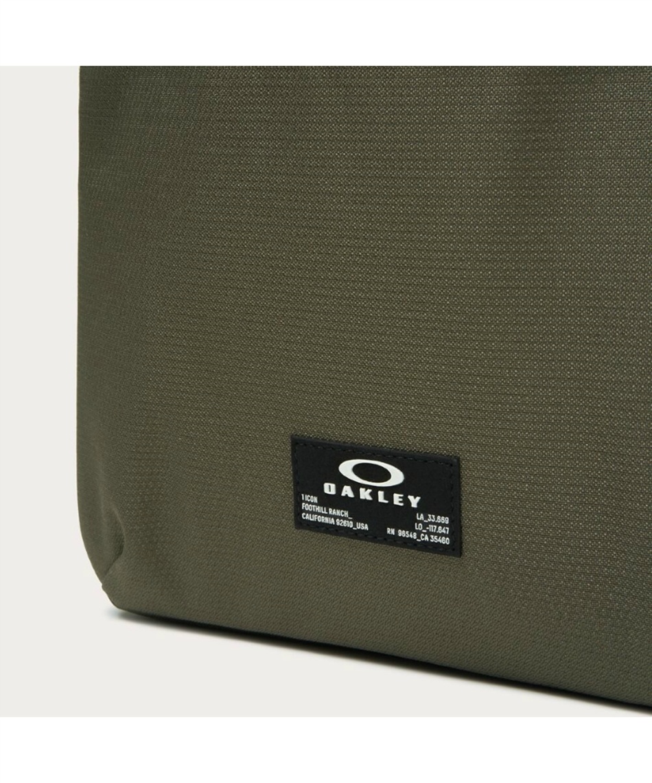 バックパック ESSENTIAL LT DAYPACK M 8.0 FW FOS901827【国内正規品