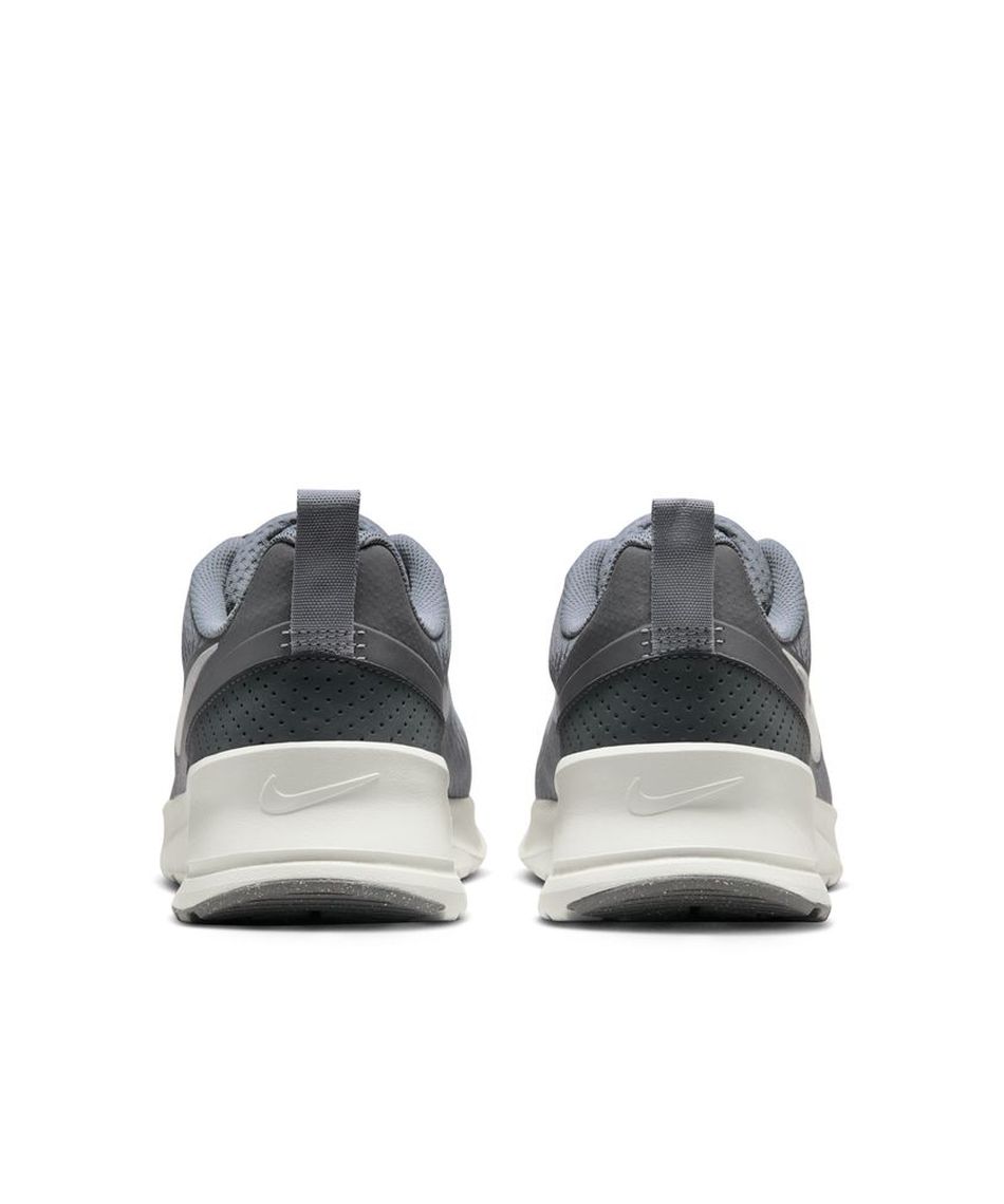 スニーカー 24HO エアマックス ニュアクシス NUAXIS FD4329-007