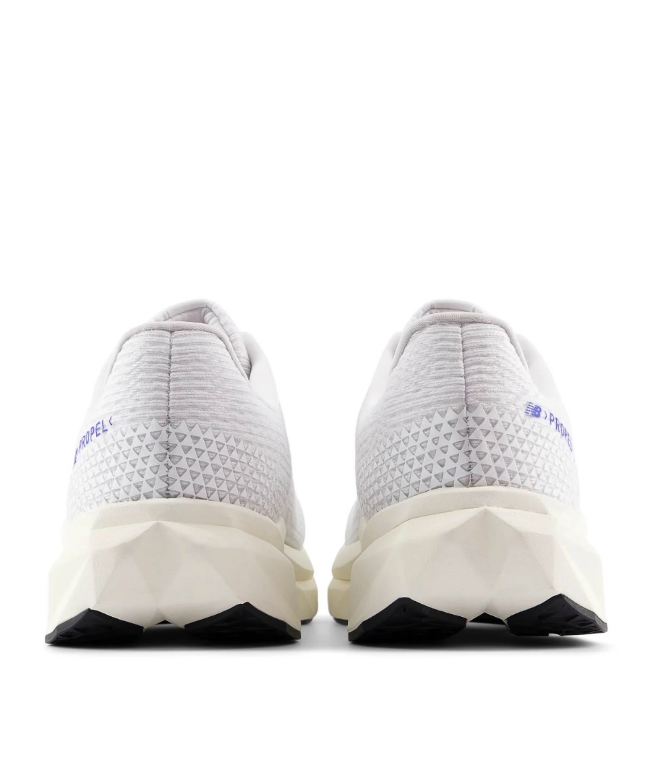 ランニングシューズ フューエルセル プロペル MFCPRCZ5 D | スポーツ