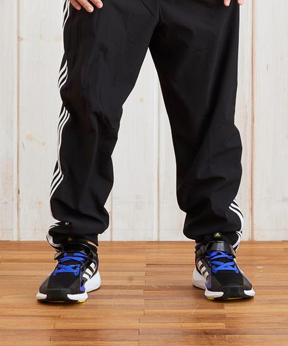 アディダス(adidas) ジュニアスニーカー FAI2GO GZ0211 LAM60