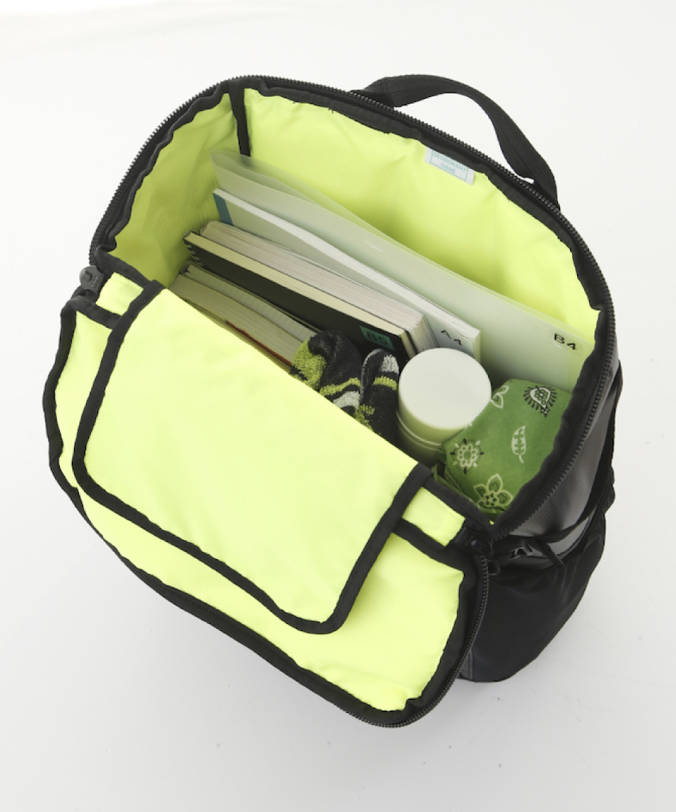 デサント(DESCENTE) バックパック スクエアバッグM 30 DMATJA04-NV