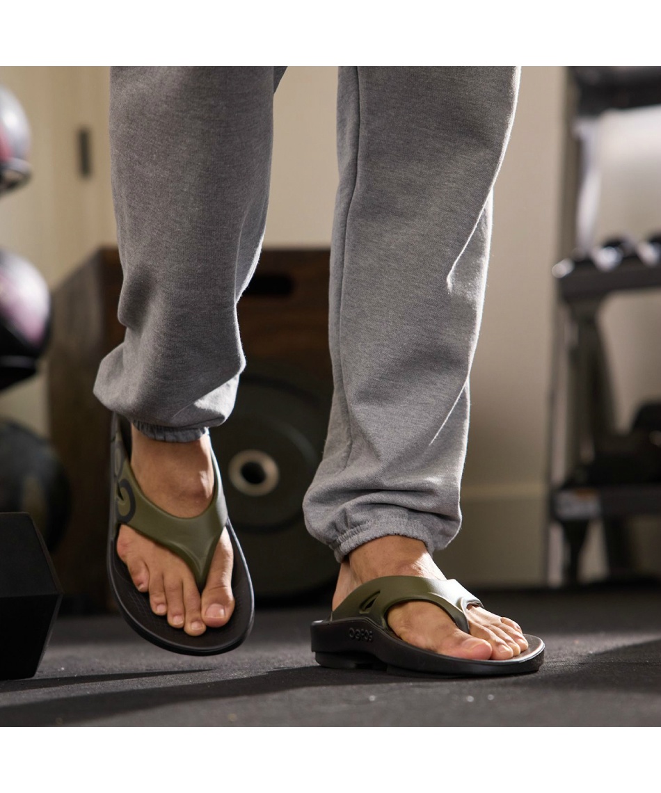 ウーフォス(OOFOS) リカバリーサンダル ウーオリジナル スポーツ