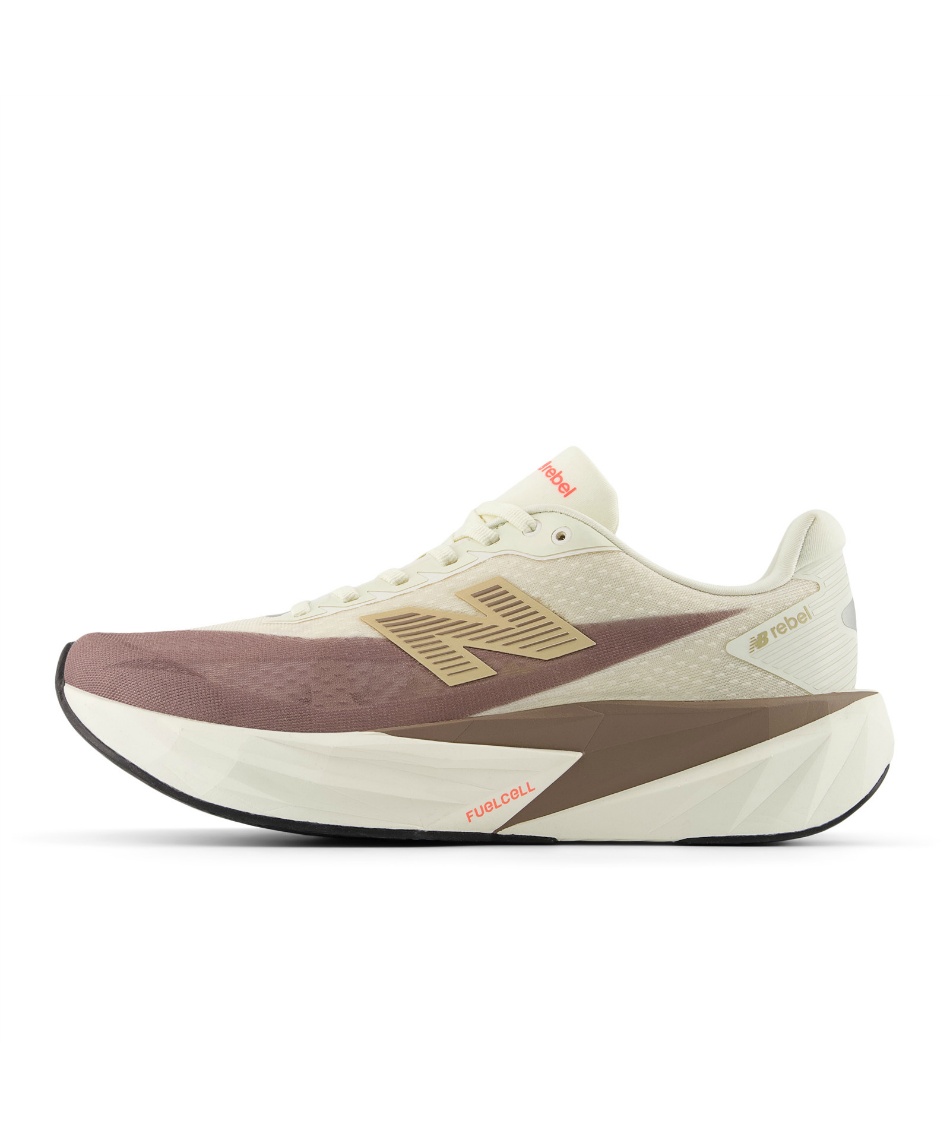ランニングシューズ フューエルセル レベル v5 FuelCell Rebel