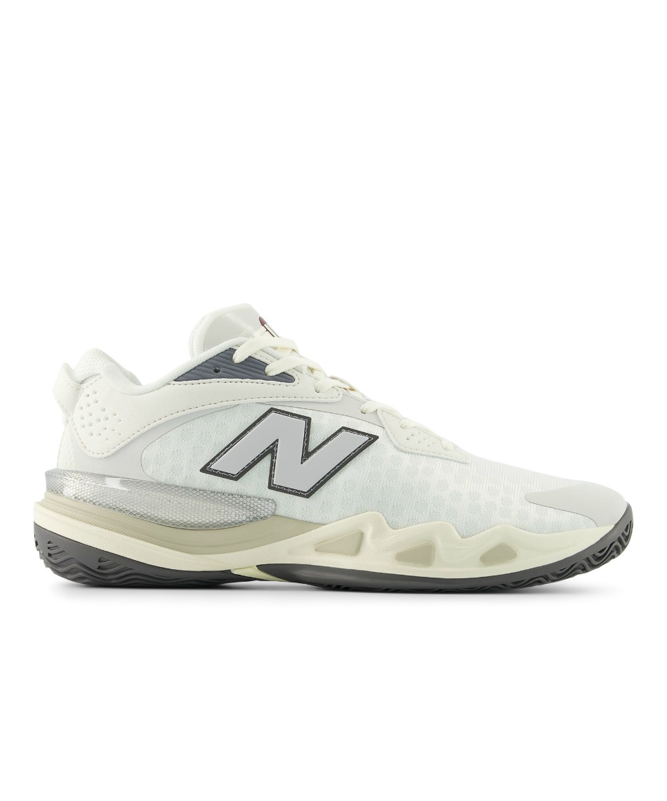 ニューバランス(new balance) バスケットシューズ FuelCell HESI LOW