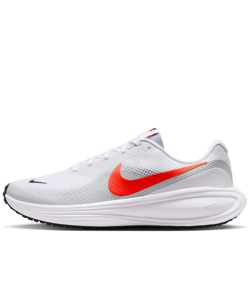 新品  NIKE 靴　38 ナイキ(NIKE) ランニングシューズ 25FA レボリューション 8 HJ9198-102