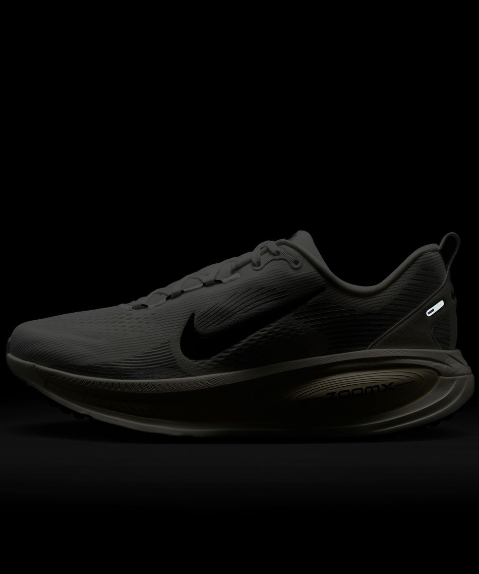 ランニングシューズ メンズ 25HO ズームボメロ 18 HM6803-101