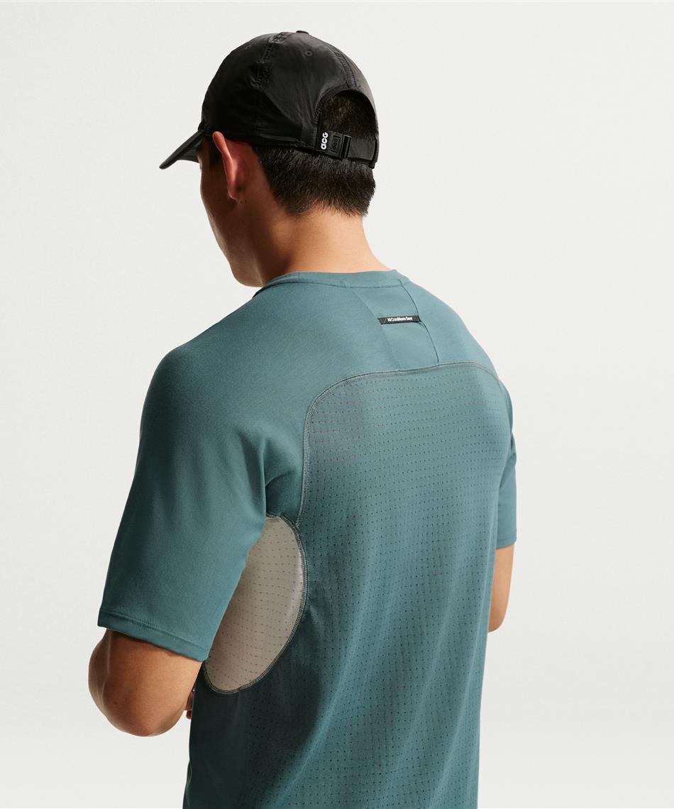Tシャツ 半袖 ACG DFADVSOLAR半袖 T IO9678-382 | スポーツ用品なら