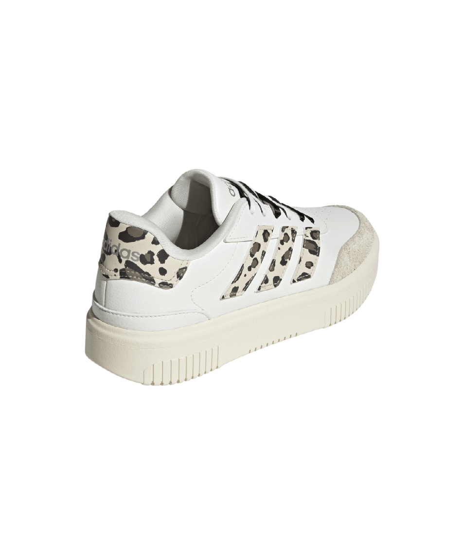 アディダス(adidas) スニーカー コートブロック COURTBLOCK KI2642