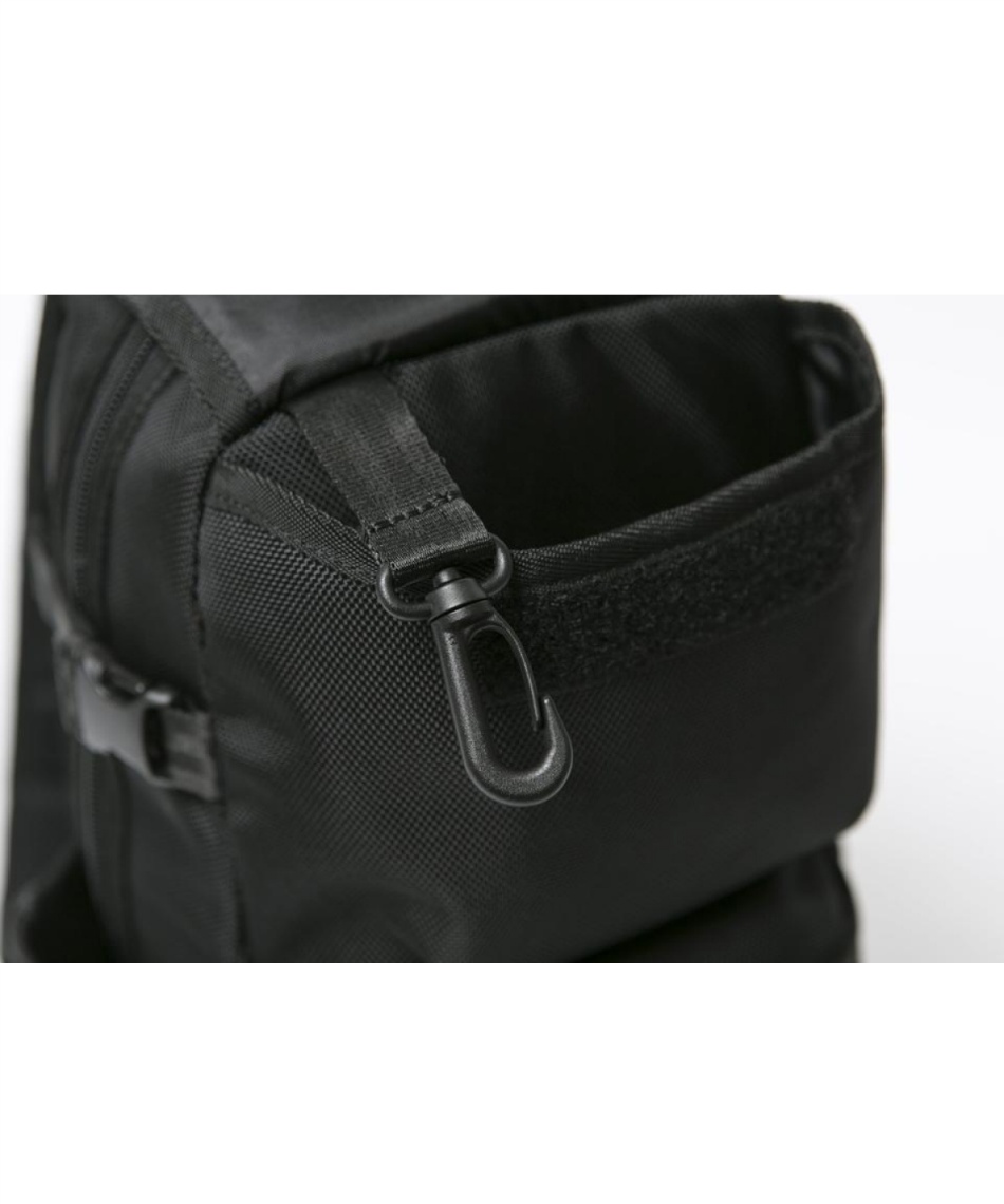 ニューエラ(NEW ERA) ボディバッグ スリングボディバッグ 12L ブラック