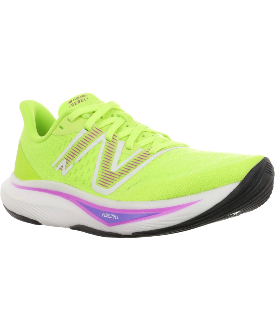 ランニングシューズ FuelCell Rebel v3 WFCXCT3 B | スポーツ用品なら