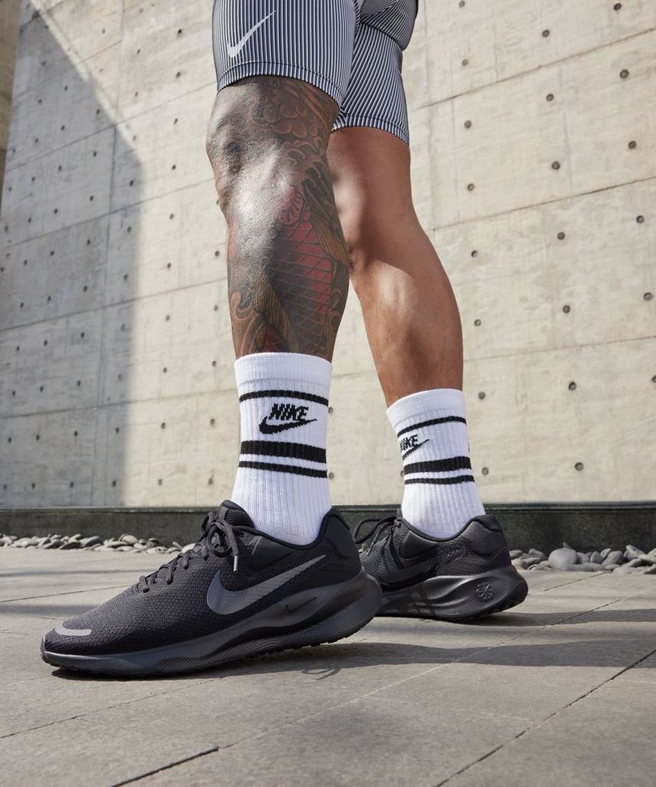 ランニングシューズ 23HO レボリューション 7 FB2207-005