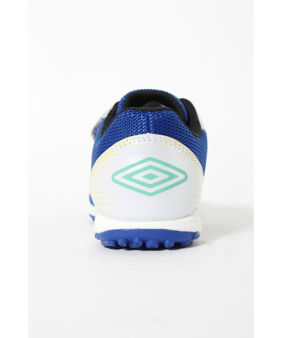 【UMBRO】CUTOUT ★送料・関税込★ アンブロ(UMBRO) サッカー トレーニングシューズ はばひろソフト