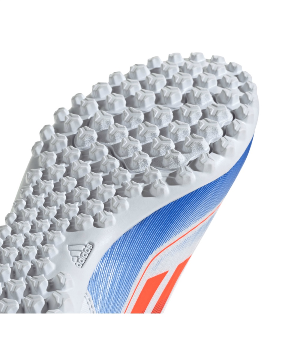 サッカー トレーニングシューズ F50 CLUB TF ターフ用