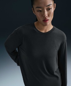 アイテム:スポーツウェア:Tシャツ:長袖 ナイキ(NIKE) | スポーツ