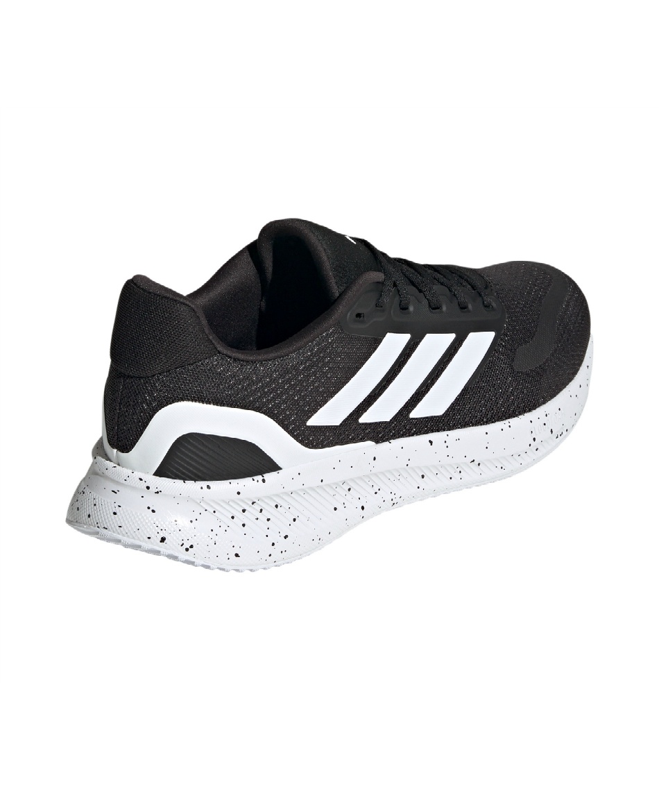 ランニングシューズ レースレスなミニマルなシルエットが新しい、adidas Originalsの