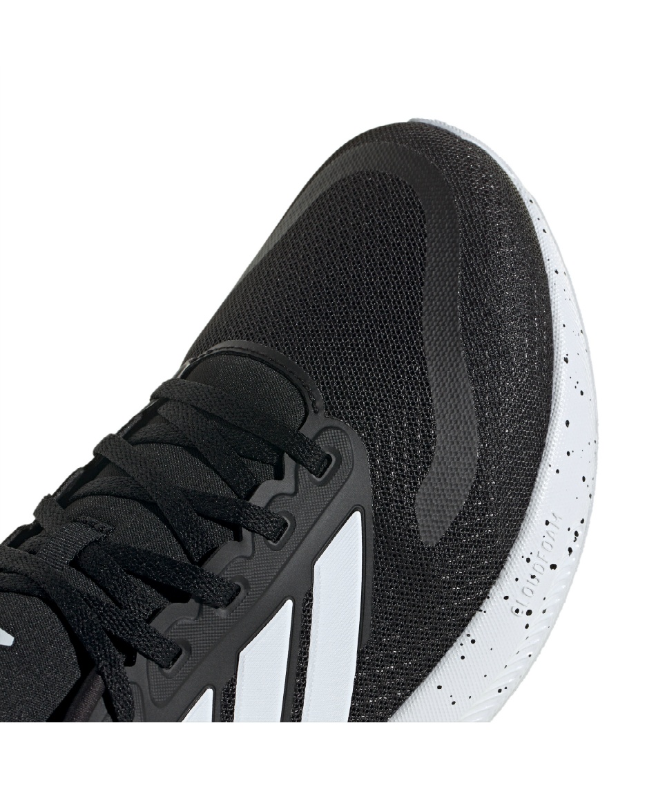 ランニングシューズ レースレスなミニマルなシルエットが新しい、adidas Originalsの