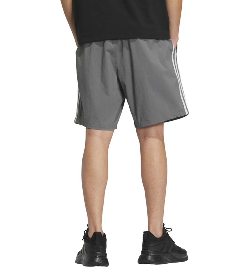 △ アディダス(adidas) ハーフパンツ エッセンシャルズ プラス ルーズ