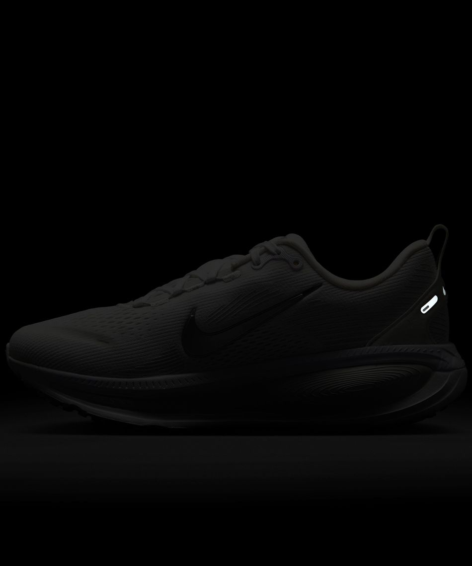 ランニングシューズ 25FA ズームボメロ 18 HM6804-104 | スポーツ用品