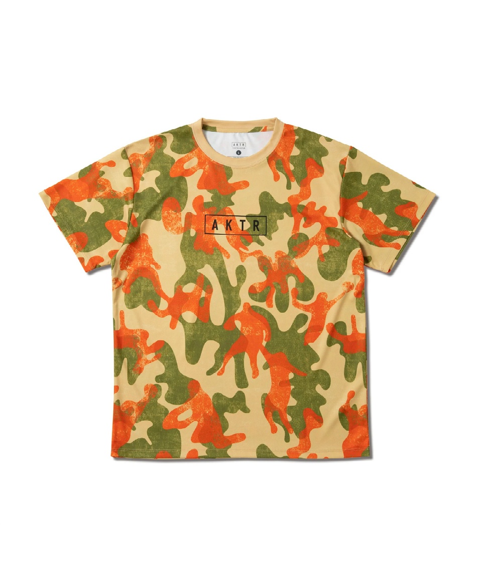 獲得ポイント55pt 【送料無料】アクター(AKTR) バスケットボールウェア 半袖シャツ PLAY CAMO AKTR LOGO SPORTS TEE 225-012005 メンズ BEIGE M