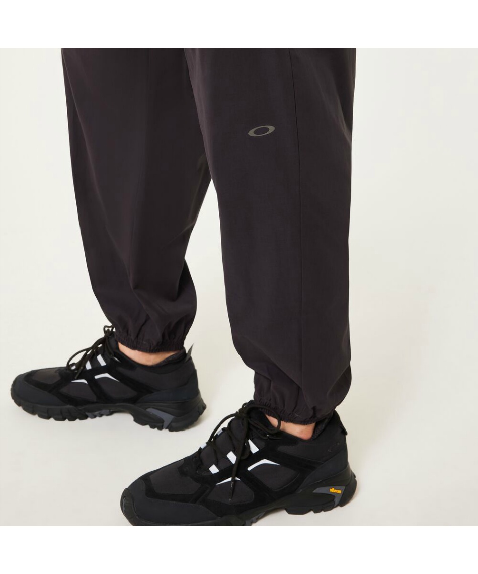 【値下げ！！】オークリー　ダウンパンツ　XXL ブラック 値下げ！！】オークリー ダウンパンツ XXL ブラック 値下げ