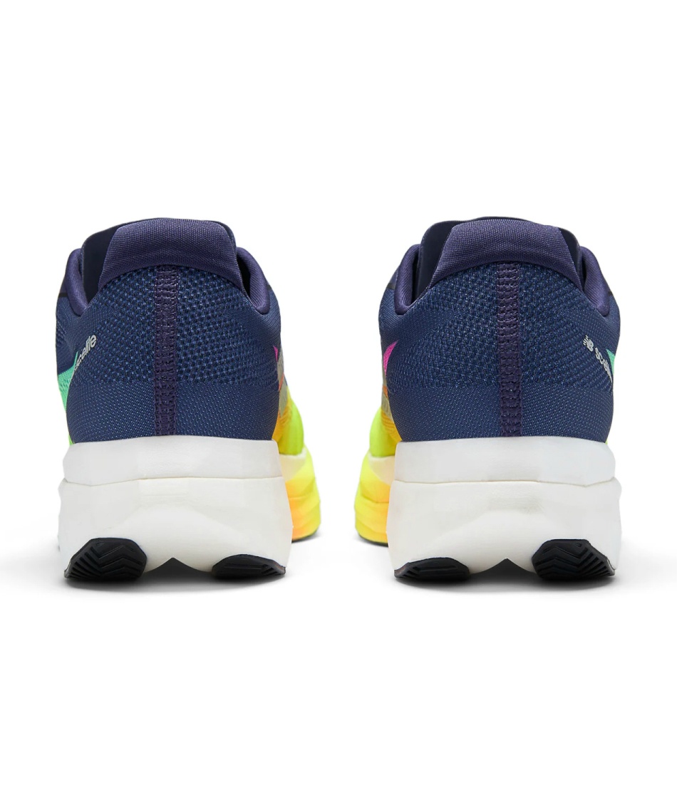 ランニングシューズ FuelCell SuperComp Elite v5 フューエルセル