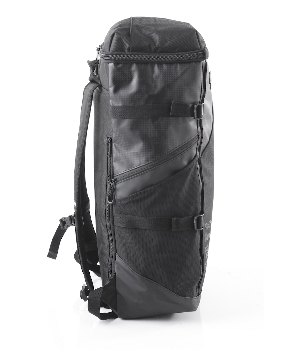 デサント(DESCENTE) バックパック スクエアバッグL 40 DMATJA05-BK