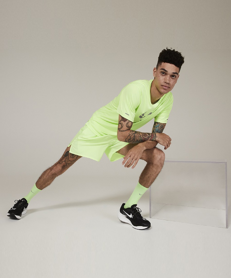 ランニングシューズ ズーム フライ 5 DM8968-001 | スポーツ用品なら