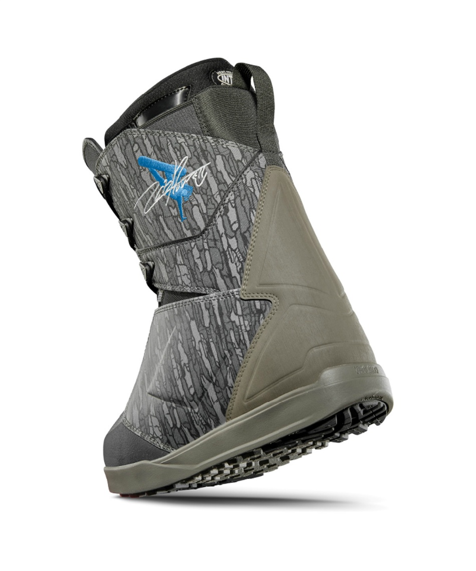 サーティーツー(thirty two) スノーボードブーツ ひもタイプ