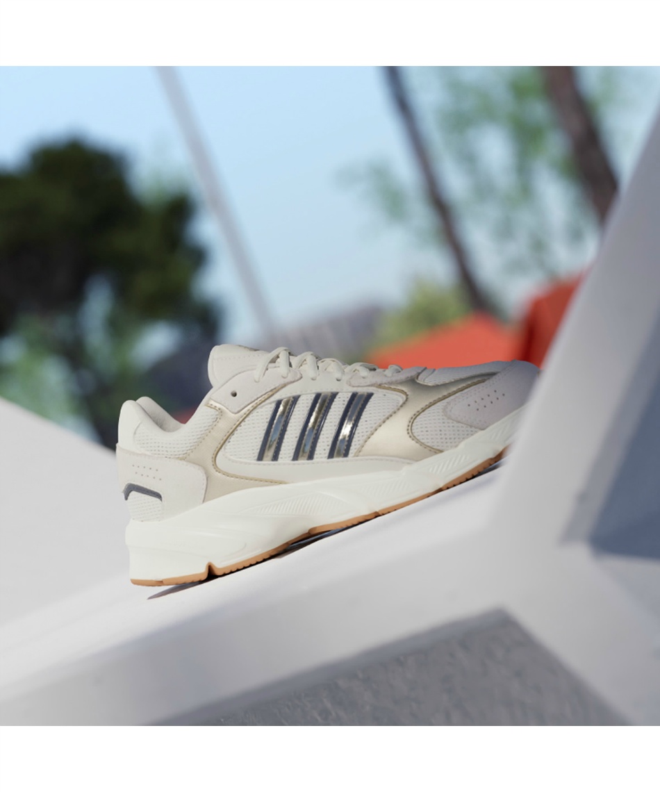アディダス(adidas) スニーカー クレイジーカオス 2000