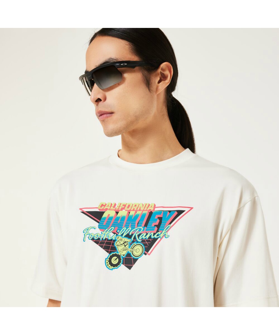 90s Oakley Tシャツ 短丈 90s Oakley old 短丈 Tシャツ ヴィンテージ y2k 立体ロゴ - メルカリ