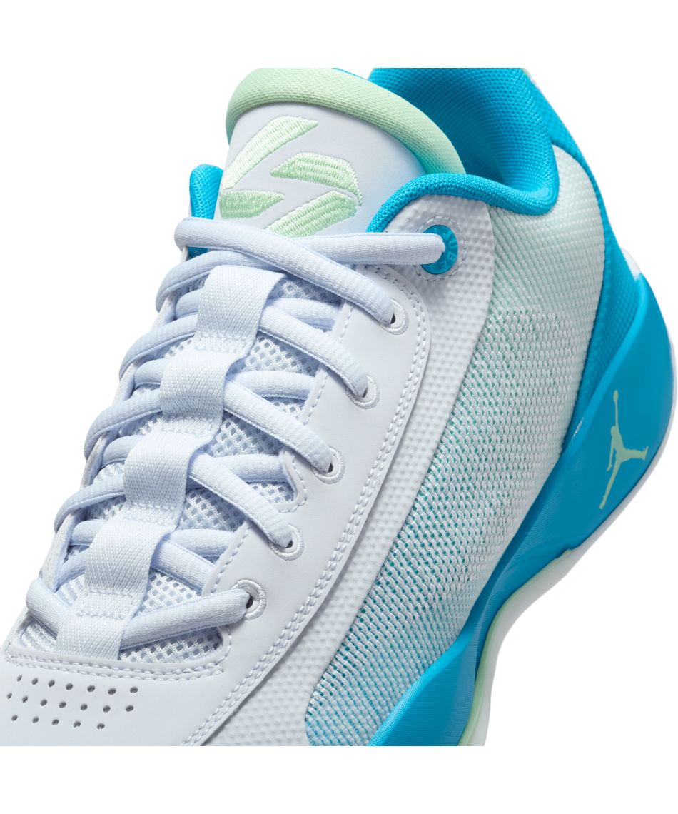 バスケットシューズ JORDANルカ.77 PF HF0819-002 | スポーツ