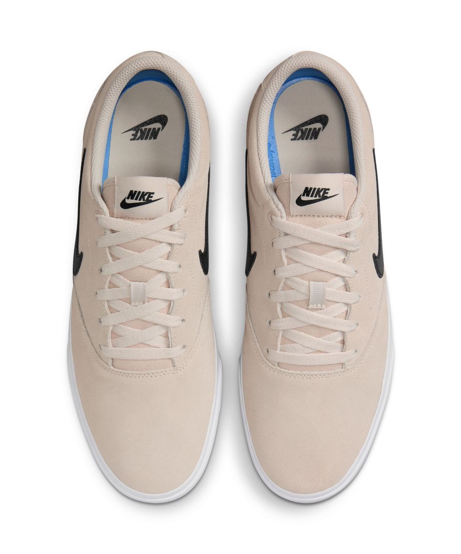 スニーカー 25SU チャージ スエード IB2750-100 | スポーツ用品なら