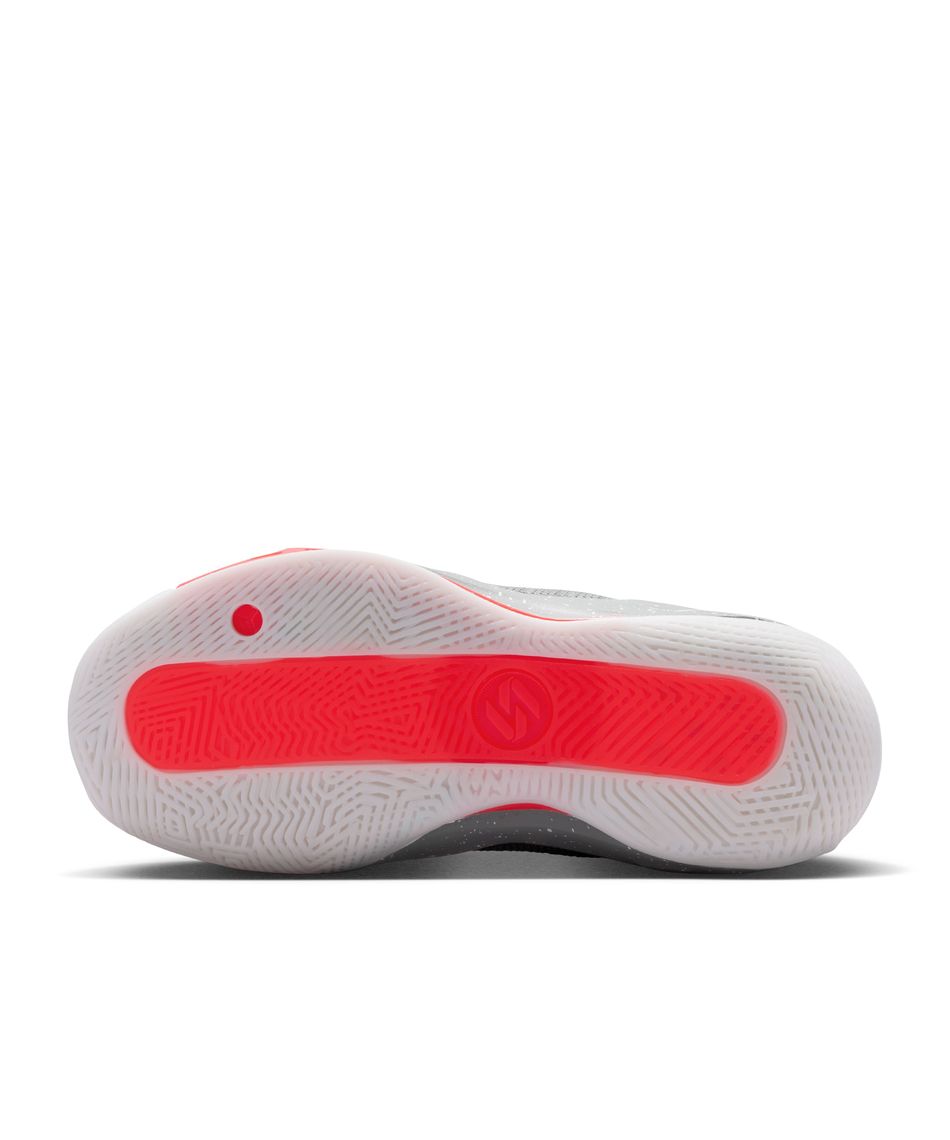 ジョーダン(JORDAN) バスケットシューズ ルカ .77 Bloodline HF0820