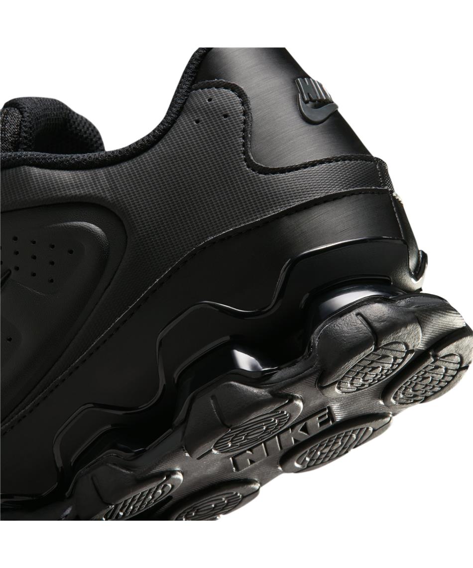 ナイキ(NIKE) スニーカー 26SU リアックス8 NSW SL IR5118-001