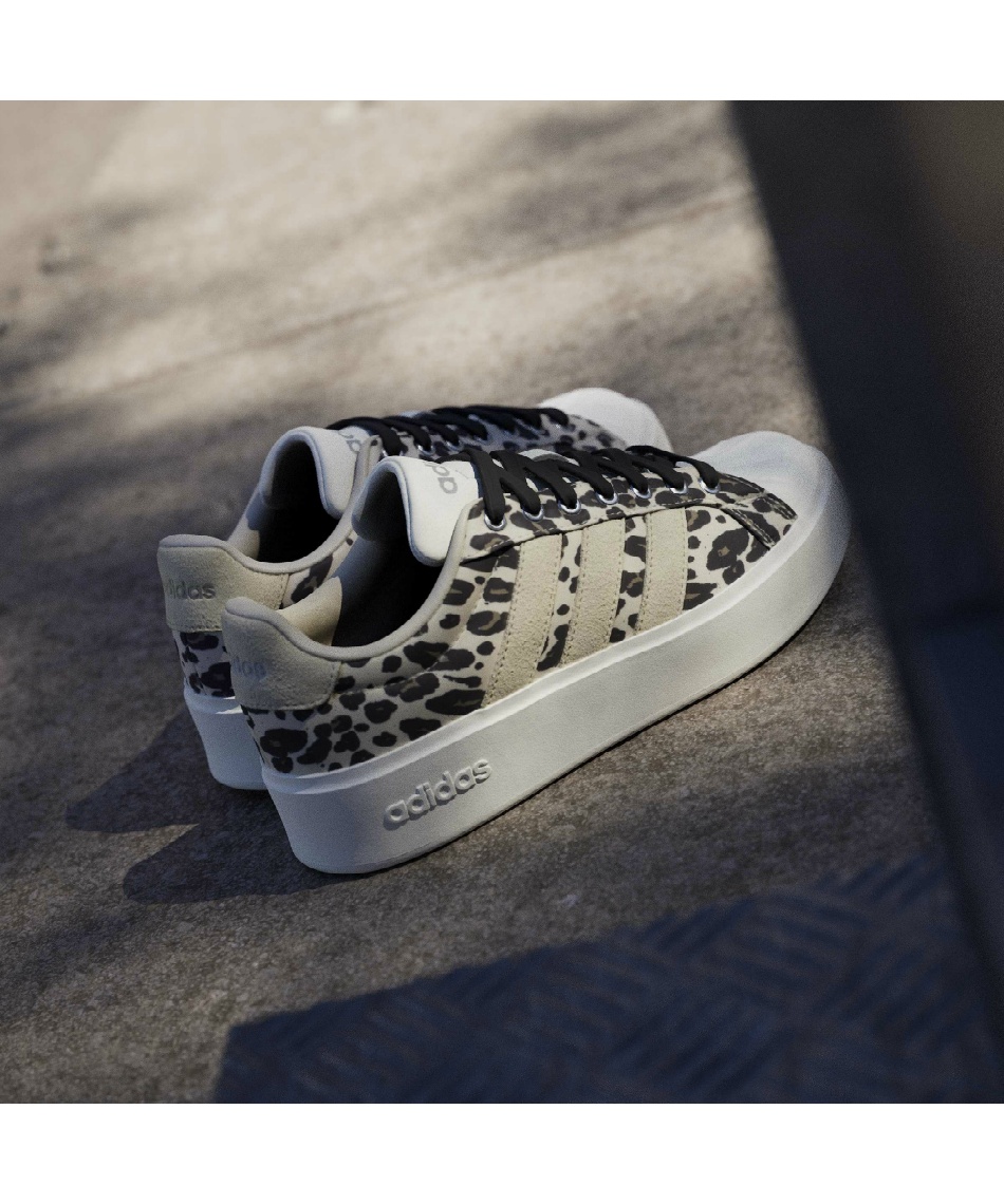 アディダス(adidas) スニーカー ストリートトーク ボールド STREETTALK