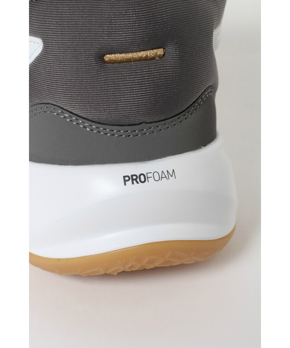 プーマ(PUMA) バスケットシューズ Playmaker Pro Mid Trophies 379019-01