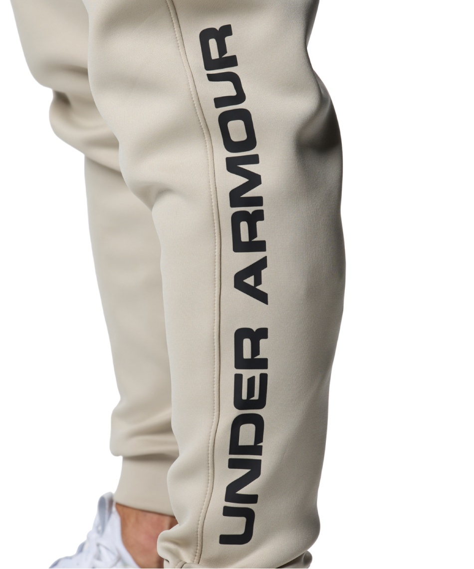 秋冬 UNDER ARMUR ジャージ ロングパンツ プリント 大きめ アンダーアーマー(UNDER ARMOUR) スポーツウェア ジャージ